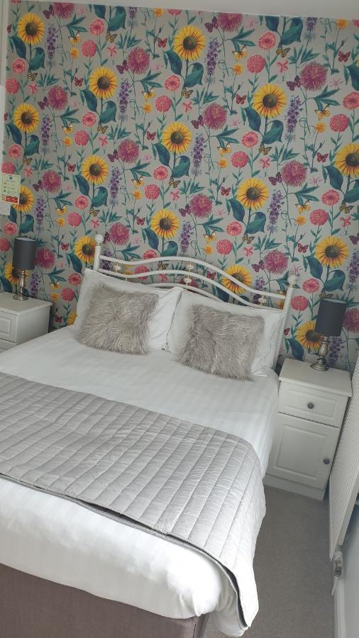 No 6 Quality Guesthouse Llandudno Esterno foto