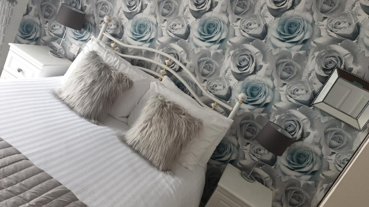No 6 Quality Guesthouse Llandudno Esterno foto