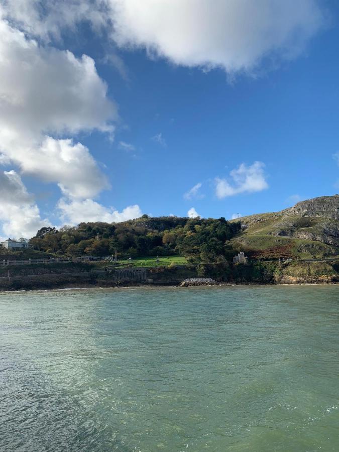 No 6 Quality Guesthouse Llandudno Esterno foto